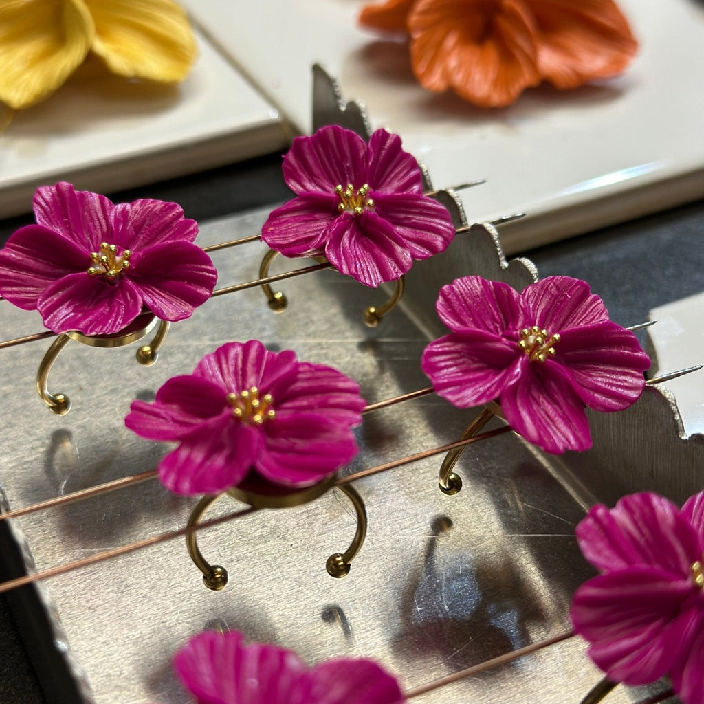 Isadora - Floral Adjustable Cocktail Ring